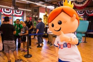 Freddy-Funko-Mascot-Comic-Con-International-San-Diego