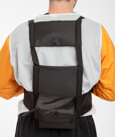 Inflatable-costume-vest Mobiel vest met blower voor het gebruik van een opblaasbaar mascotte pak.