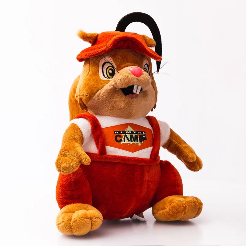Reclame knuffel eekhoorn Pluchen reclame eekhoorn met rode tuinbroek, hoed en logo-opdruk
